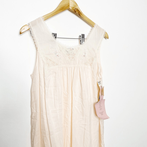 VTG 80s VANITY FAIR pink nightgown embroidered lightweight NWT WOMENS M medium - Picture 3 of 5